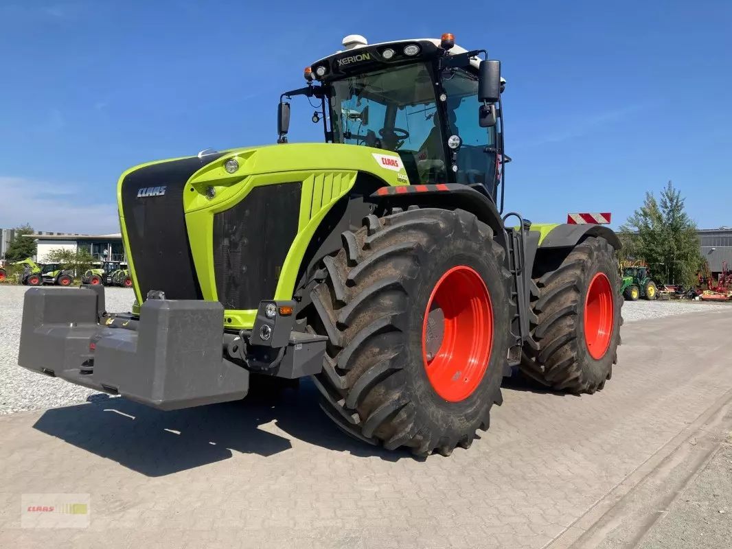 Claas Xerion 5000 TRAC Tractor €288,500