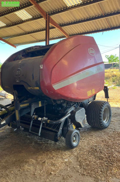 E-FARM: Vicon RV 4116 - Baler - id Z9YK7SA - €16,000 - Year of construction: 2011 - Total number of bales produced: 11,440,France