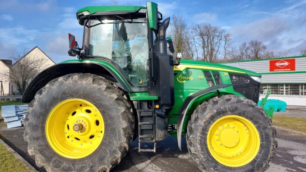John Deere 7R 310 Traktor 200.000 €