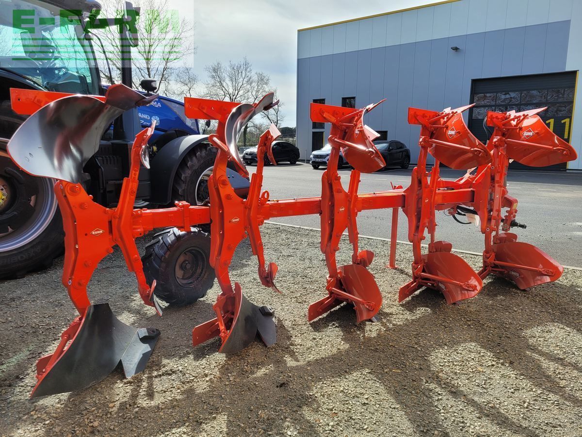 Kuhn multim. 123 Charrue 24 000 €