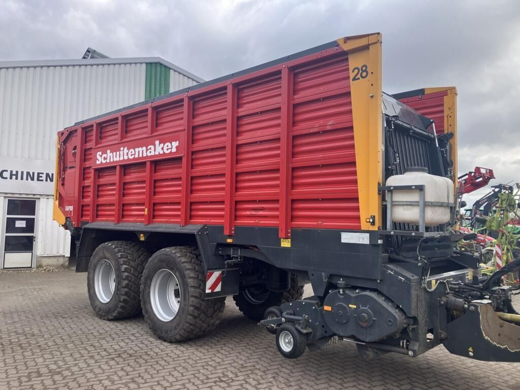 E-FARM: Schuitemaker Rapide 7200 - Transporte de forraje - id BL3XNIF - 86.000 € - Año: 2021 - Alemania