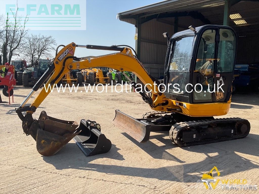 JCB 8025 zts Mini excavator €18,500