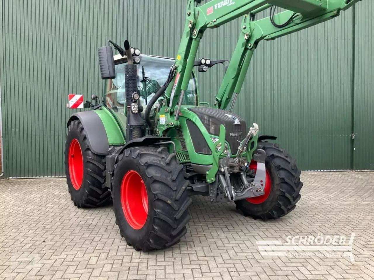 Fendt 516 Vario Profi Plus Tractor €89,000