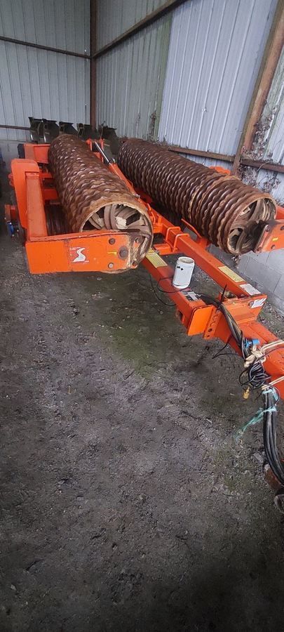 E-FARM: Quivogne rollmot 630 - Prések és hengerek - id QDP9JIK - 6800 EUR - Gyártási év: 2012 - Franciaország