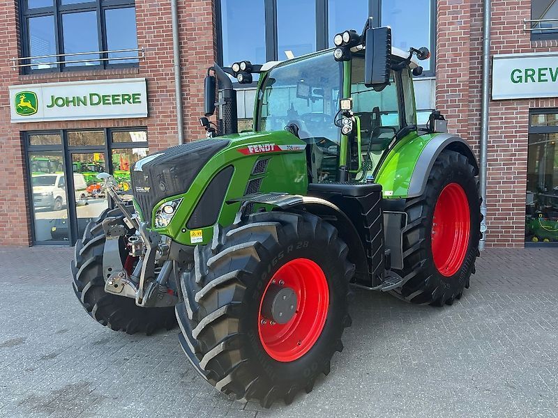 E-FARM: Fendt 724 Vario - Τρακτέρ - id ZDMFBPR - 189.500 € - Χρονία: 2024 - Μετρητής ωρών: 670,Ισχύς κινητήρα: 240,Γερμανία