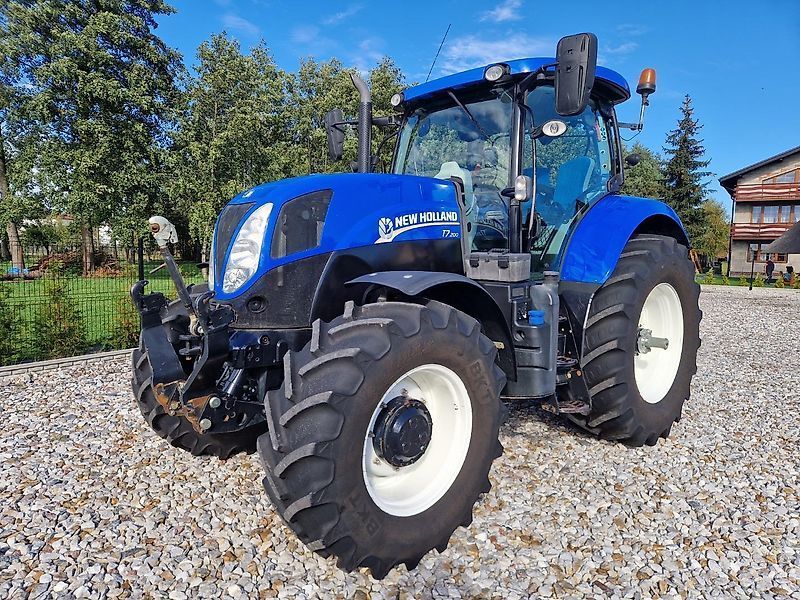 E-FARM: New Holland T7.200 - Tractor - id KCLHJIE - €46,512 - Year of construction: 2015 - Engine hours: 7,445,Poland