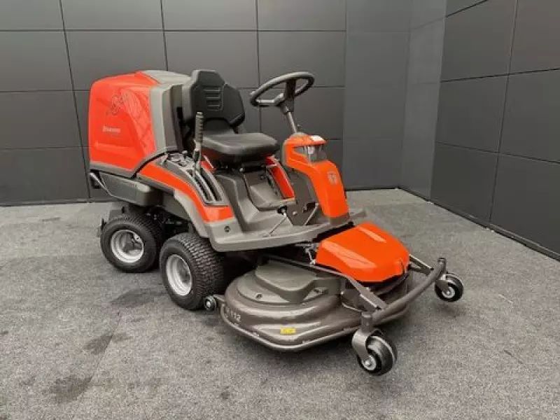 Husqvarna RC 320Ts AWD Kosiarkia ręczna/traktorowa 7992 €