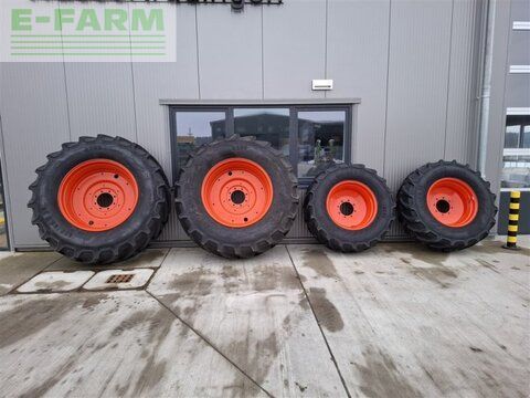 Mitas 540/65 r28 & 650/65 r38 Wheel and track €5,500