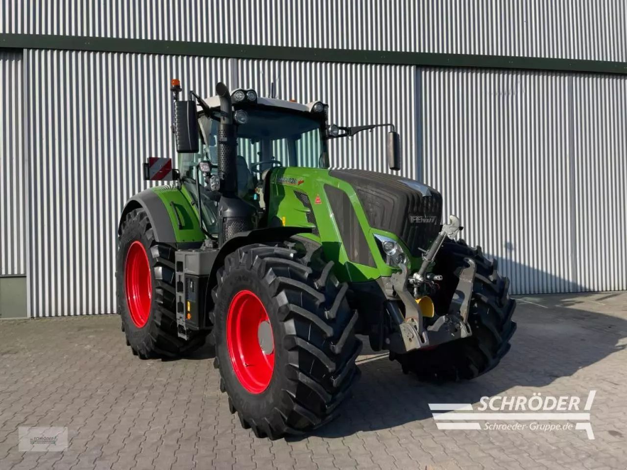 E-FARM: Fendt 828 Vario ProfiPlus - Traktor - id G5K3WEB - 194.885 € - Baujahr: 2023 - Abgelesene Motorstunden: 1.462,Motorleistung (PS): 287,Deutschland