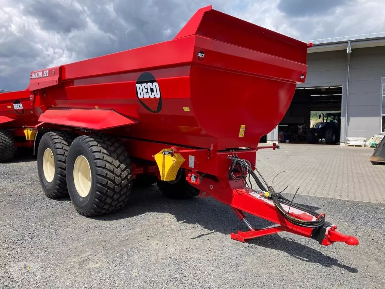 E-FARM: Beco maxxim 220 hp - Tipvogn - id 7UKCEX6 - Produktionsår: 2023 - Tyskland