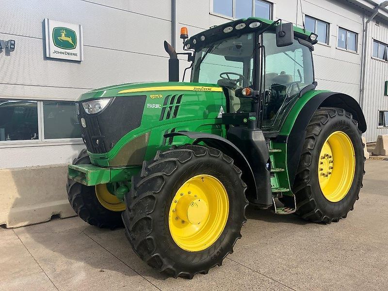E-FARM: John Deere 6175 R - Traktor - id K9IPYMY - 82.157 € - Produktionsår: 2015 - Motortimer: 3.747,Motoreffekt (HP): 175,Storbritanien