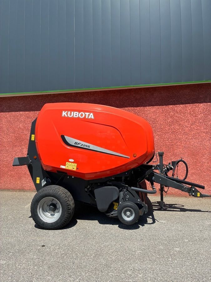 Kubota kbf2255r Baler €25,000
