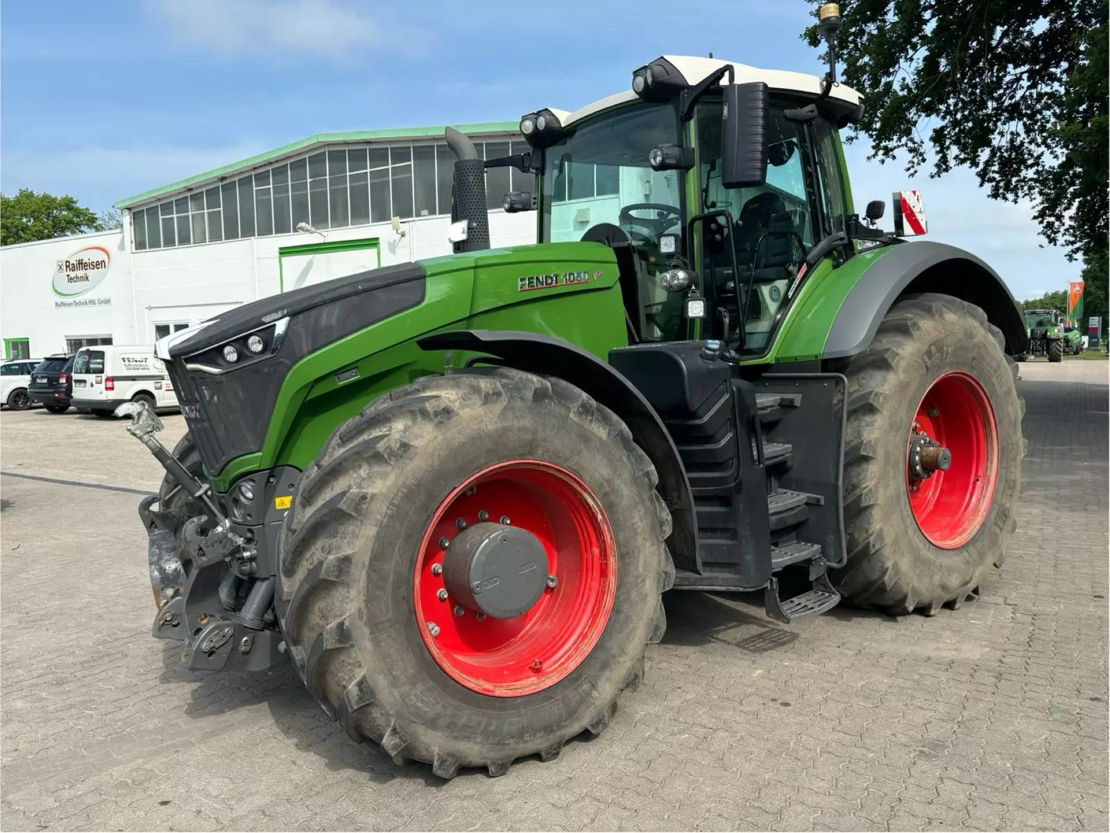 E-FARM: Fendt 1050 Vario ProfiPlus - Traktor - id A8LLWXD - 192.000 € - Baujahr: 2017 - Abgelesene Motorstunden: 5.800,Motorleistung (PS): 517,Deutschland