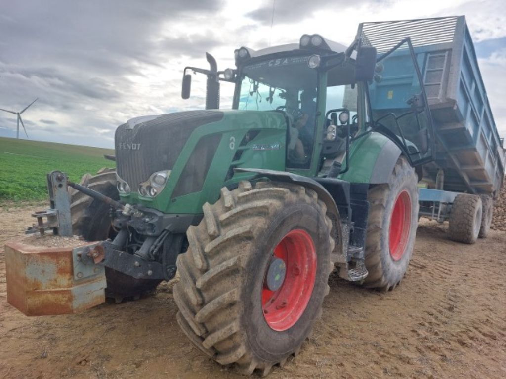 Fendt 828 Vario Profi Plus Tractor €60,000
