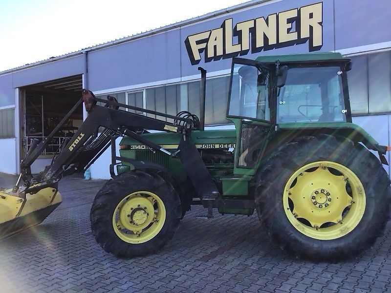 John Deere 3140 Tractor 17.532 €