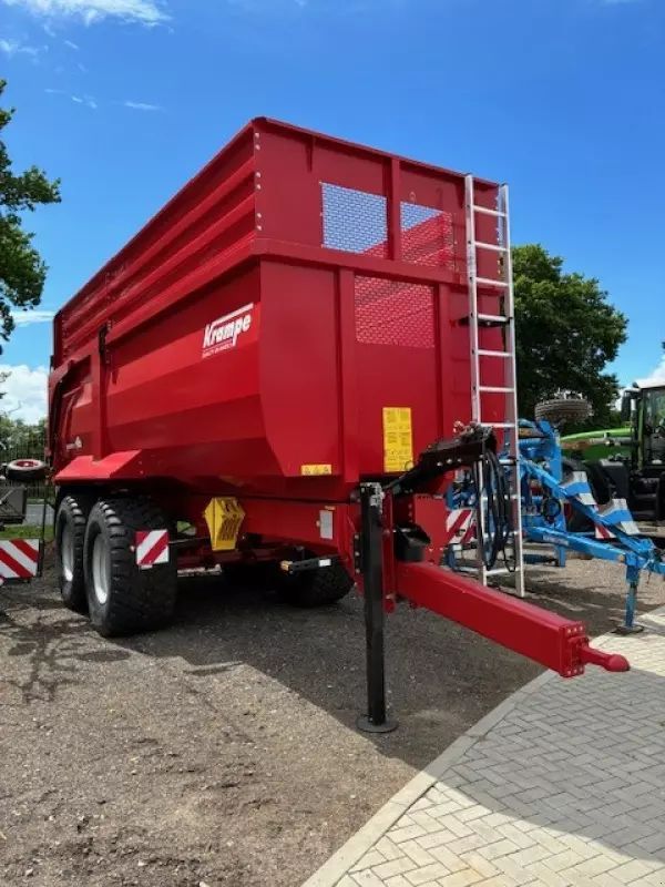 Krampe big body 650 carrier Benne