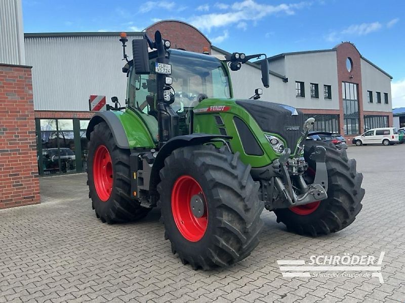 Fendt 724 Vario Profi Plus Tractor 209.500 €