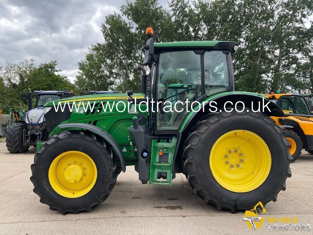 John Deere 6155 R Traktor 98 400 EUR