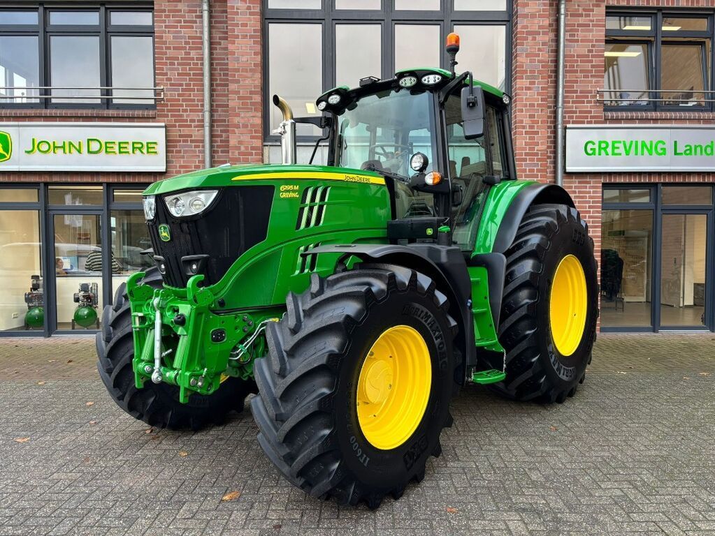 John Deere 6195 M Tractor €139,000