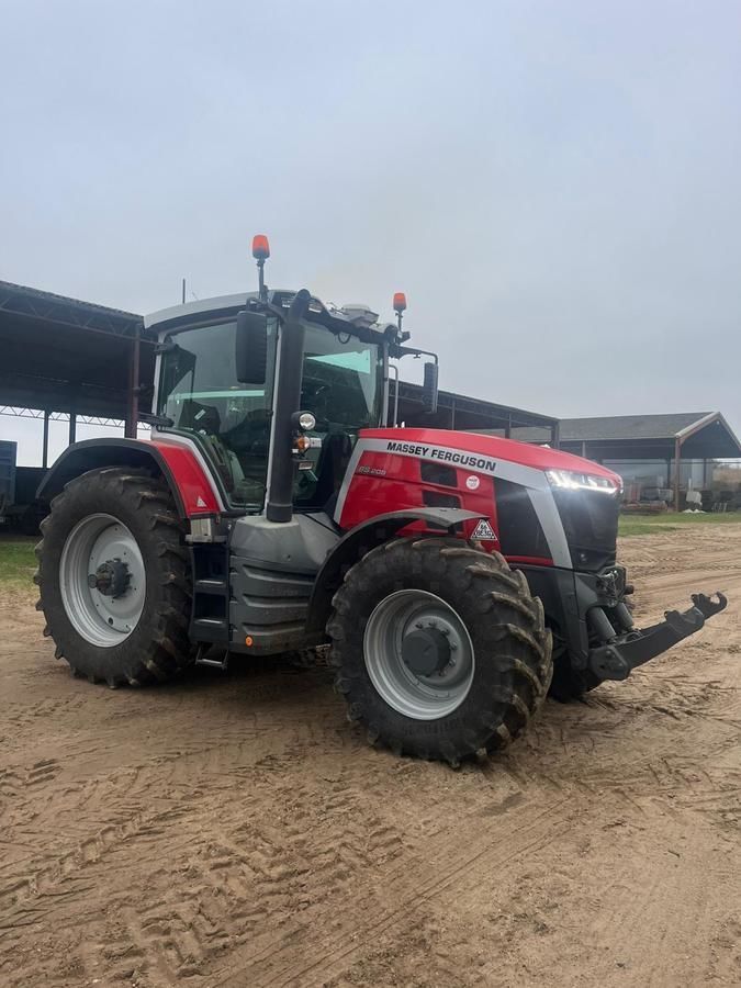 E-FARM: Massey Ferguson 8S.205 - Traktor - id AGQPXAE - 127.520 € - Baujahr: 2021 - Abgelesene Motorstunden: 850,Vereinigtes Königreich