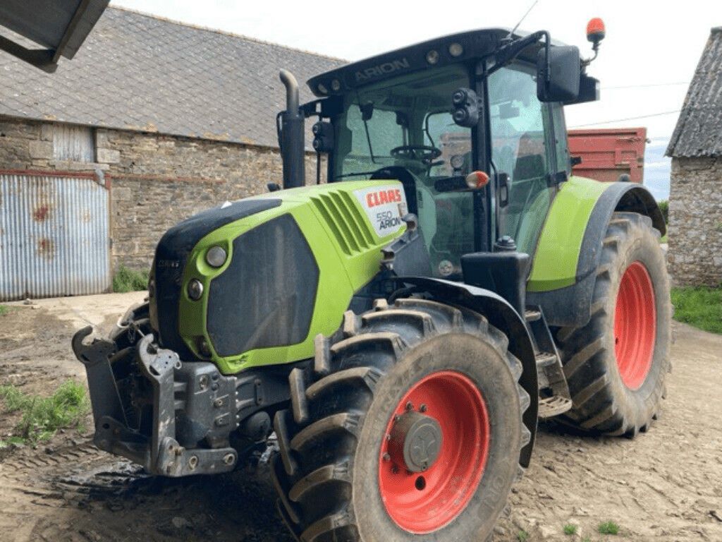 E-FARM: Claas Arion 550 - Трактор - id HE4BYAW - 54 000 € - Година на построяване: 2014 - Работни часове на двигателя: 6400,Мощност на двигателя (HP): 163,Франция