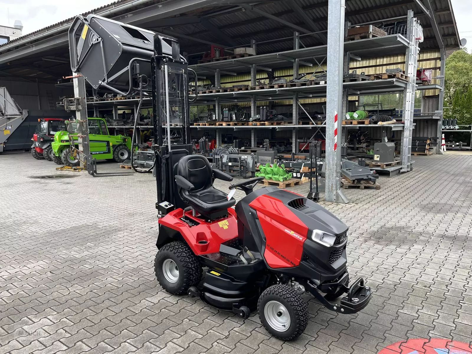 E-FARM: Herkules ht 102-24 xd 4wd neo modell 2025 hochentleerer - Lawn mower - id JYL5B1S - €8,575 - Year of construction: 2025 - Austria