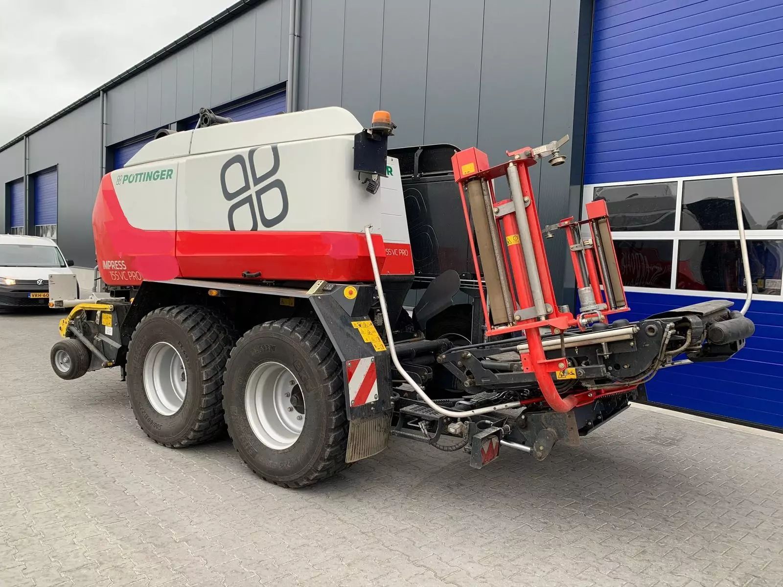 Pöttinger Impress 155 VC Pro Baler €57,739