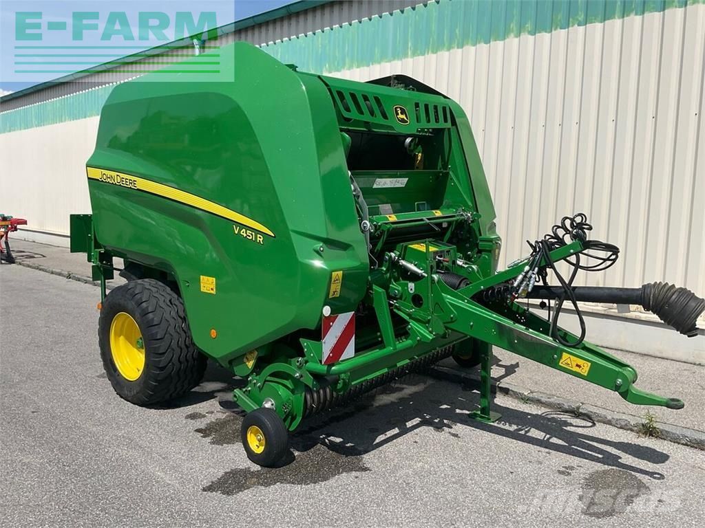 John Deere V451R Baler €25,900