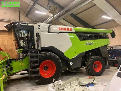 E-FARM: Claas Lexion 8700 - Combine harvester - id S2SKAM5 - €392,187 - Year of construction: 2020 - Engine hours: 713,Denmark