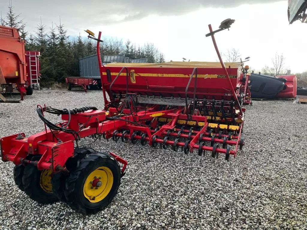 VÄDERSTAD Rapid 400 C Vetőgép kombináció 11 383 EUR