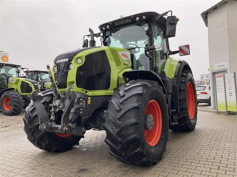 Claas Axion 830 CMATIC tractor €116,000