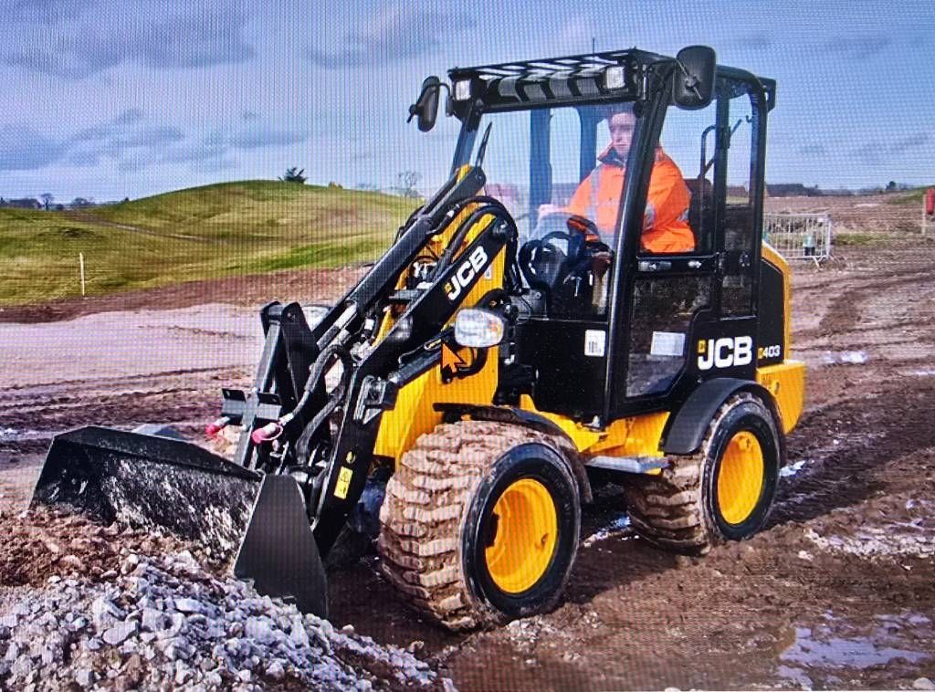 JCB 403sp Колесен товарач 29 500 €