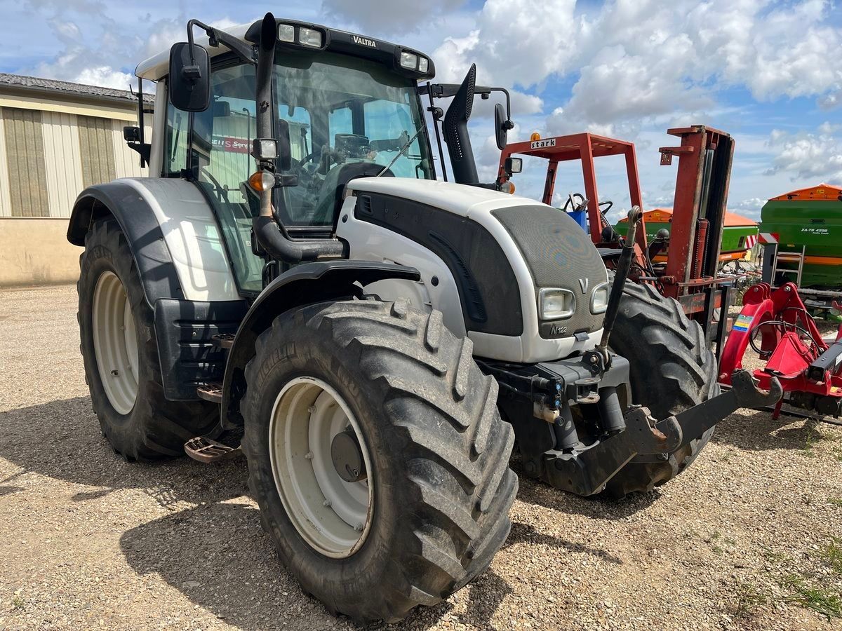 E-FARM: Valtra N122 - Tracteur - id DIMCS3D - 47 000 € - Année: 2012 - Lecture du nombre d'heure: 5 900,Puissance du moteur (chevaux): 120,France