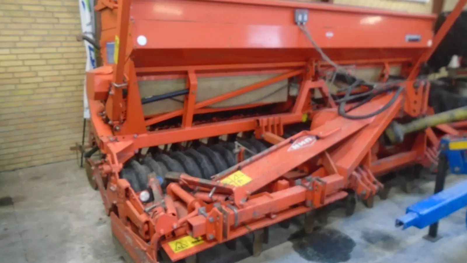 Kuhn hr 4003 & integra 4000 Combinación de taladradoras 11.366 €