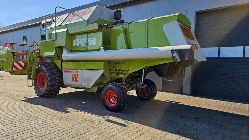 E-FARM: Claas Dominator 88 S Classic - Combine harvester - id 