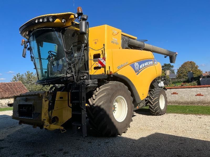 E-FARM: New Holland cr 8.80 - Combine harvester - id MATNAGK - €299,000 - Year of construction: 2023 - Engine hours: 581,France