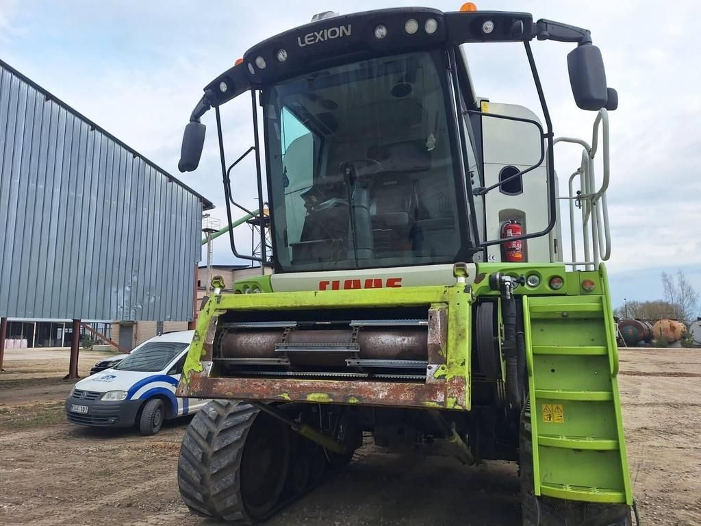 Claas Lexion 770 Combine harvester €200,000