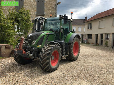 E-FARM: Fendt 516 Vario ProfiPlus - Tracteur - id PHE9EYG - 117 000 € - Année: 2020 - Lecture du nombre d'heure: 2 000,Puissance du moteur (chevaux): 160,France