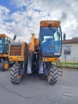 E-FARM: Pellenc 8490 - Vendangeuse - id LMTL7QL - 40 000 € - Année: 2010 - France