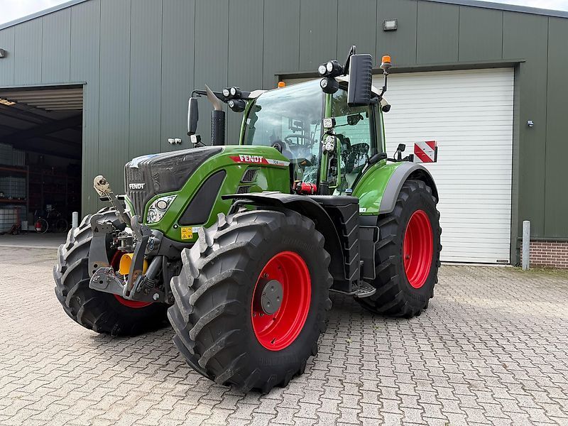 Fendt 724 Vario Tractor €159,000