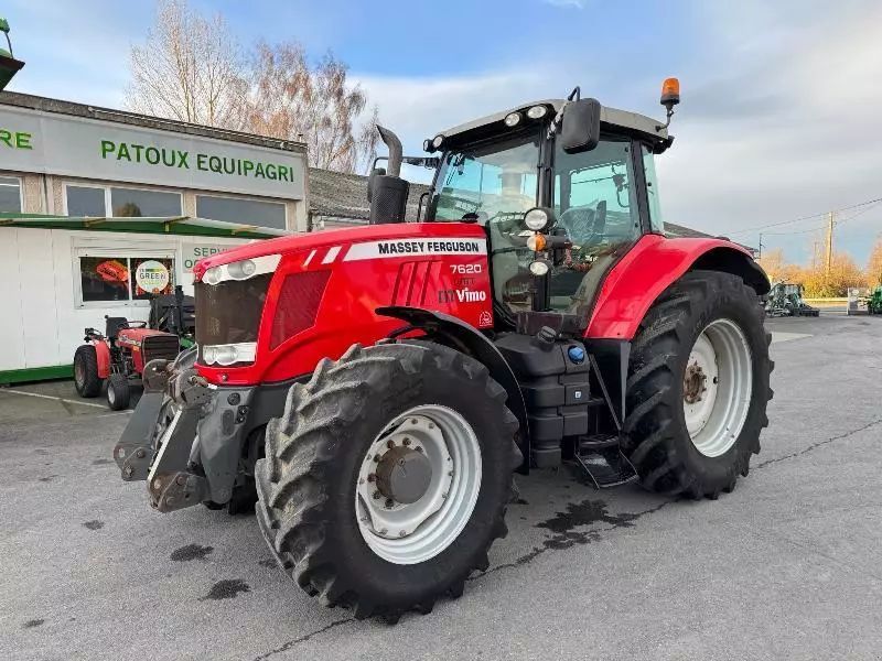 Massey Ferguson 7620 Dyna-6 Tractor €48,000