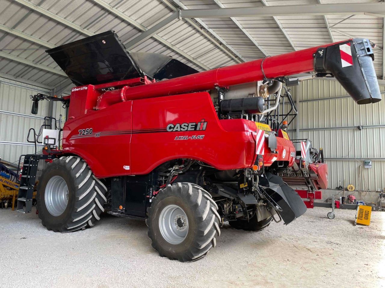 E-FARM: Case IH Axial Flow 7250 - Combine harvester - id KGN9WN6 - Year of construction: 2023 - Engine hours: 388,Engine power (HP): 491,France
