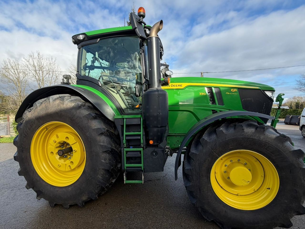 John Deere 6R 230 Tractor 189.000 EUR