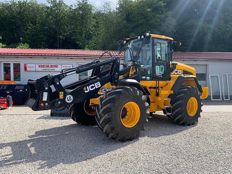 E-FARM: JCB 427 agri stage v highlift - Колесен товарач - id WVYHDKA - 178 500 € - Година на построяване: 2023 - Работни часове на двигателя: 250,Германия