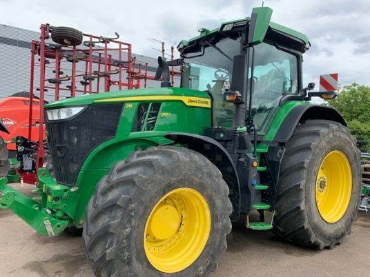 John Deere 7R 310 Tractor €160,000