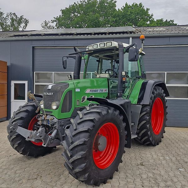 Fendt 716 Vario Tractor €41,500