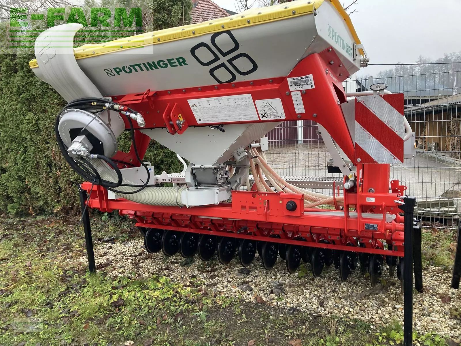 Pöttinger Aerosem 3002 ADD Siewnik rzędowy/agregat uprawowo-siewny