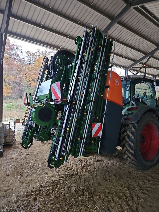 E-FARM: Amazone uf1602s - Pulvérisateur - id QFPCX5G - 41 500 € - Année: 2021 - France