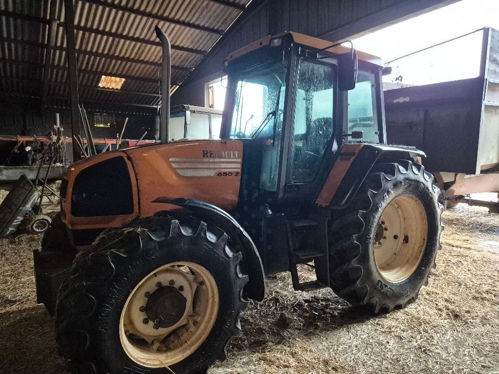 Renault Temis 650 Z Traktor 15 000 €