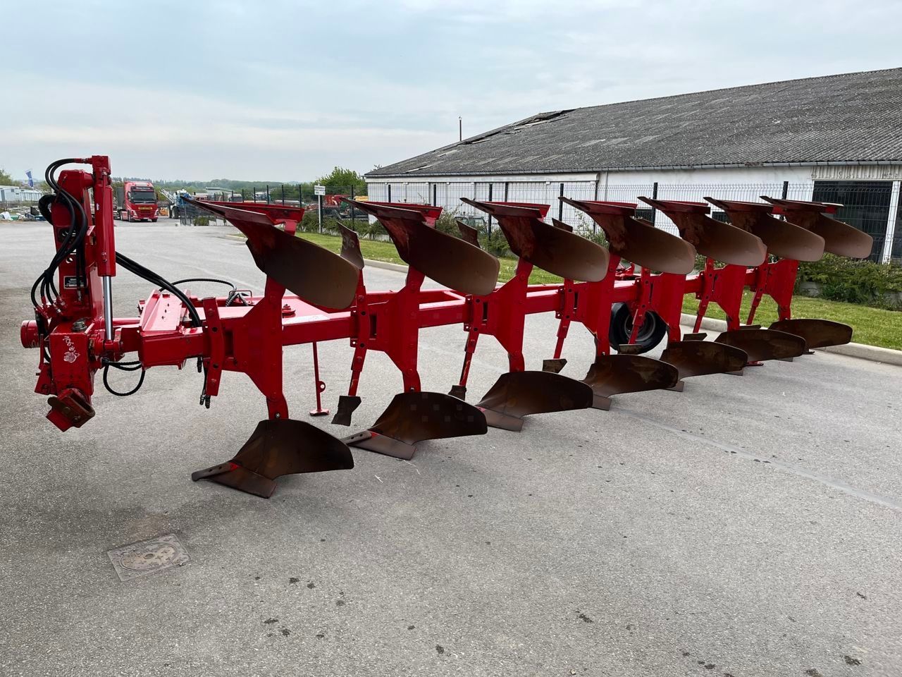 E-FARM: demblon tc75 prhm - Charrue - id 5T7IX1F - 15 250 € - Année: 2012 - France
